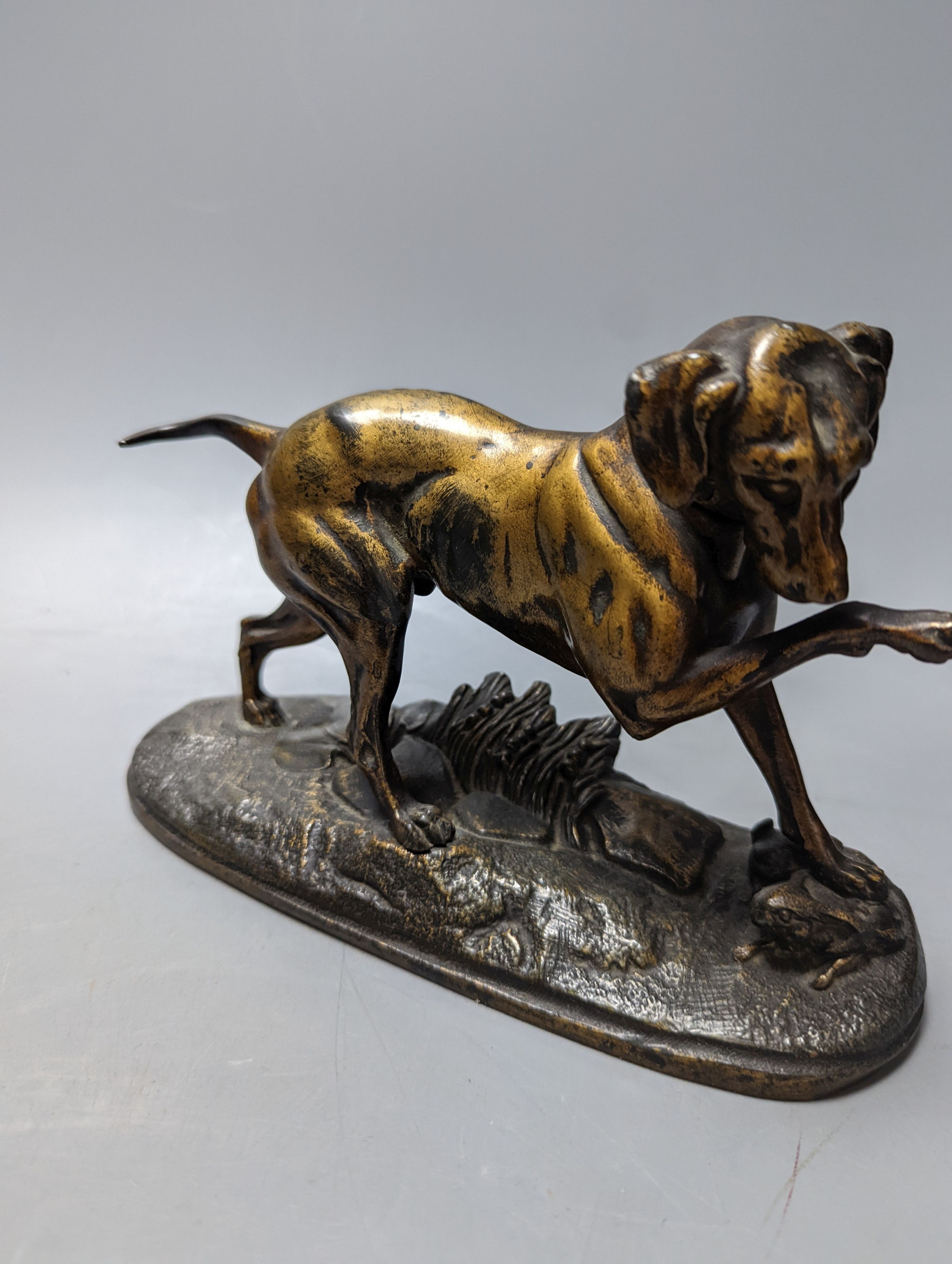 Two patinated spelter dogs 20cm